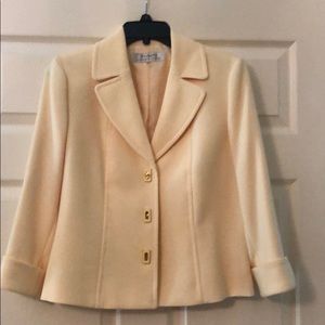 Women’s blazer